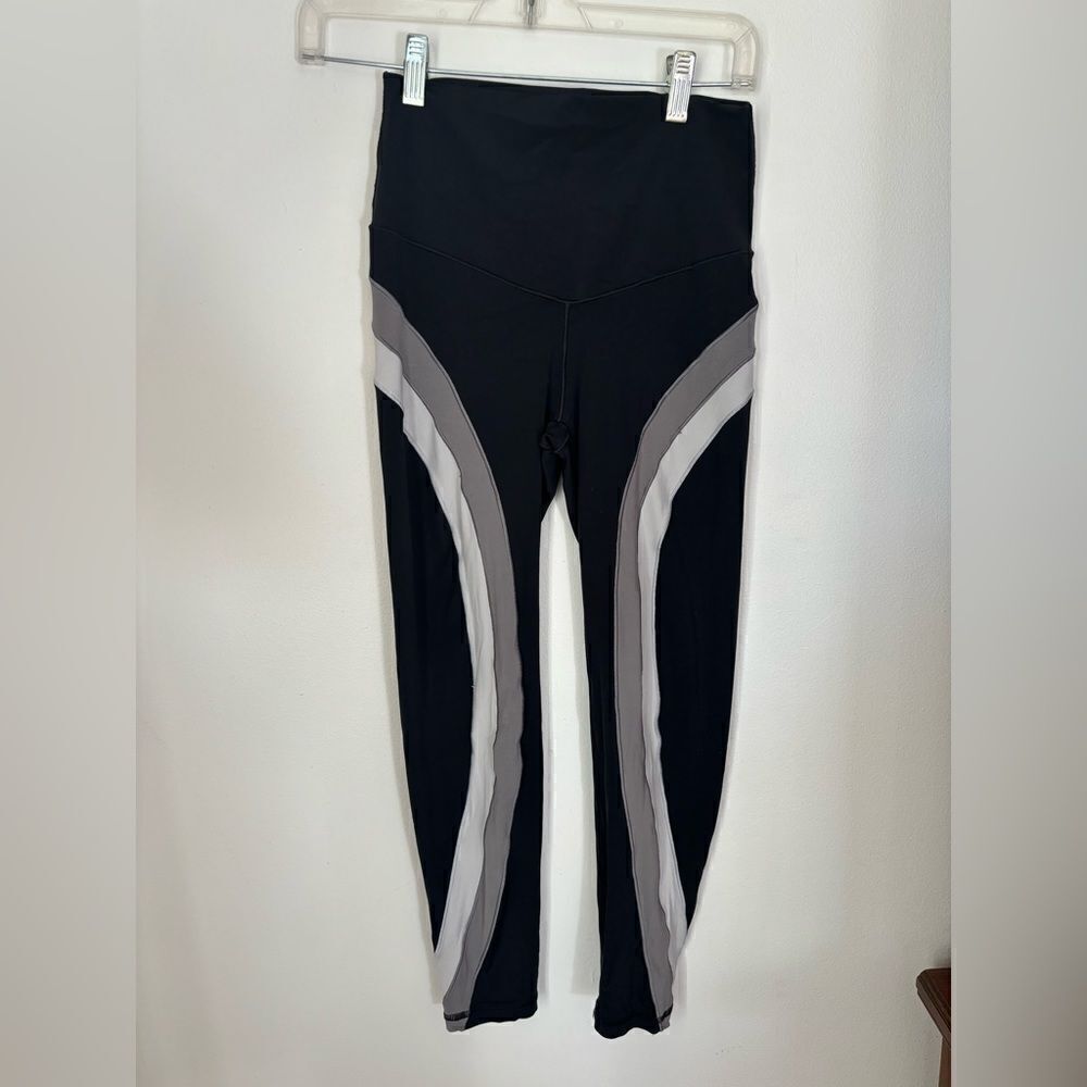 Aerie Chill Play Move Color Block Leggings Size M